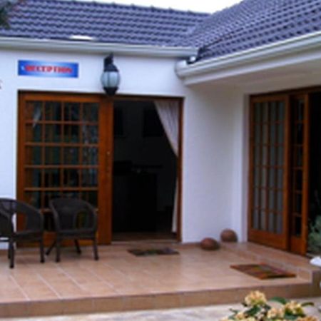 The Star Guest House Witbank Extérieur photo