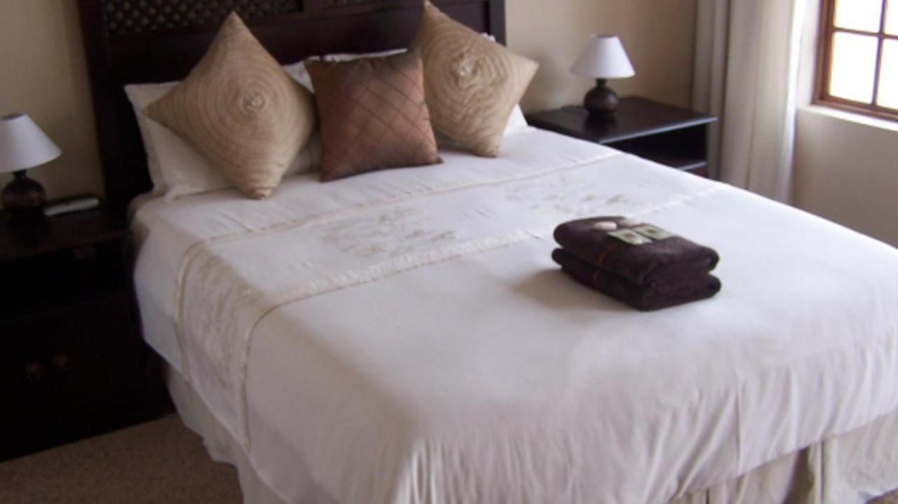 The Star Guest House Witbank Extérieur photo